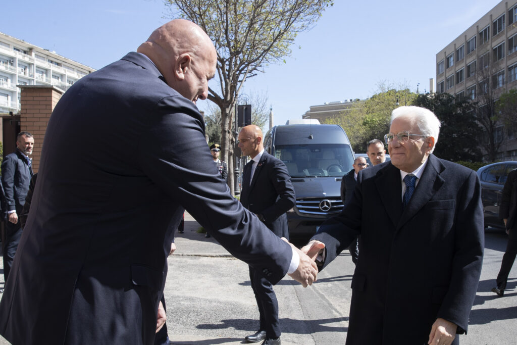 Mattarella alla celebrazione del Centenario della fondazione del Gruppo delle Medaglie d’oro al Valor Militare d’Italia